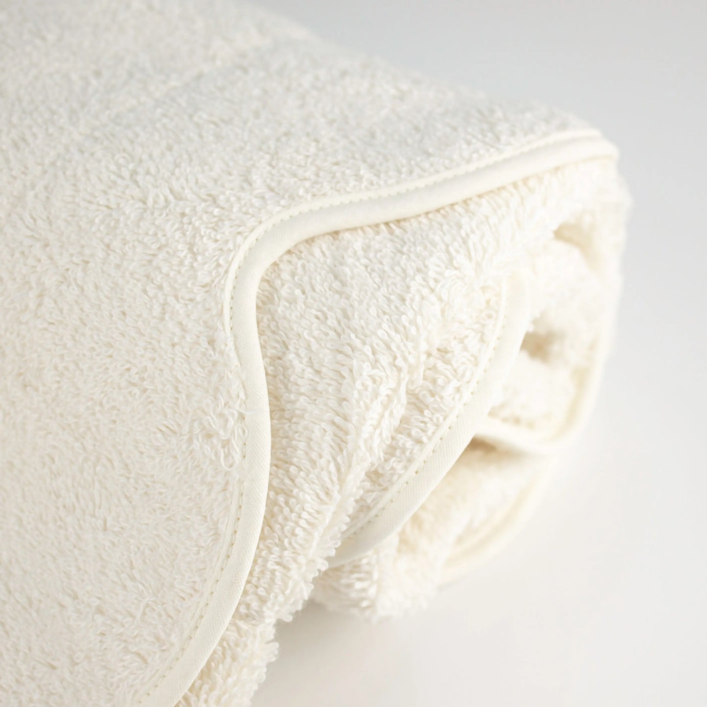 Tub Mat Scallop Cairo Ivory - Pieces SA