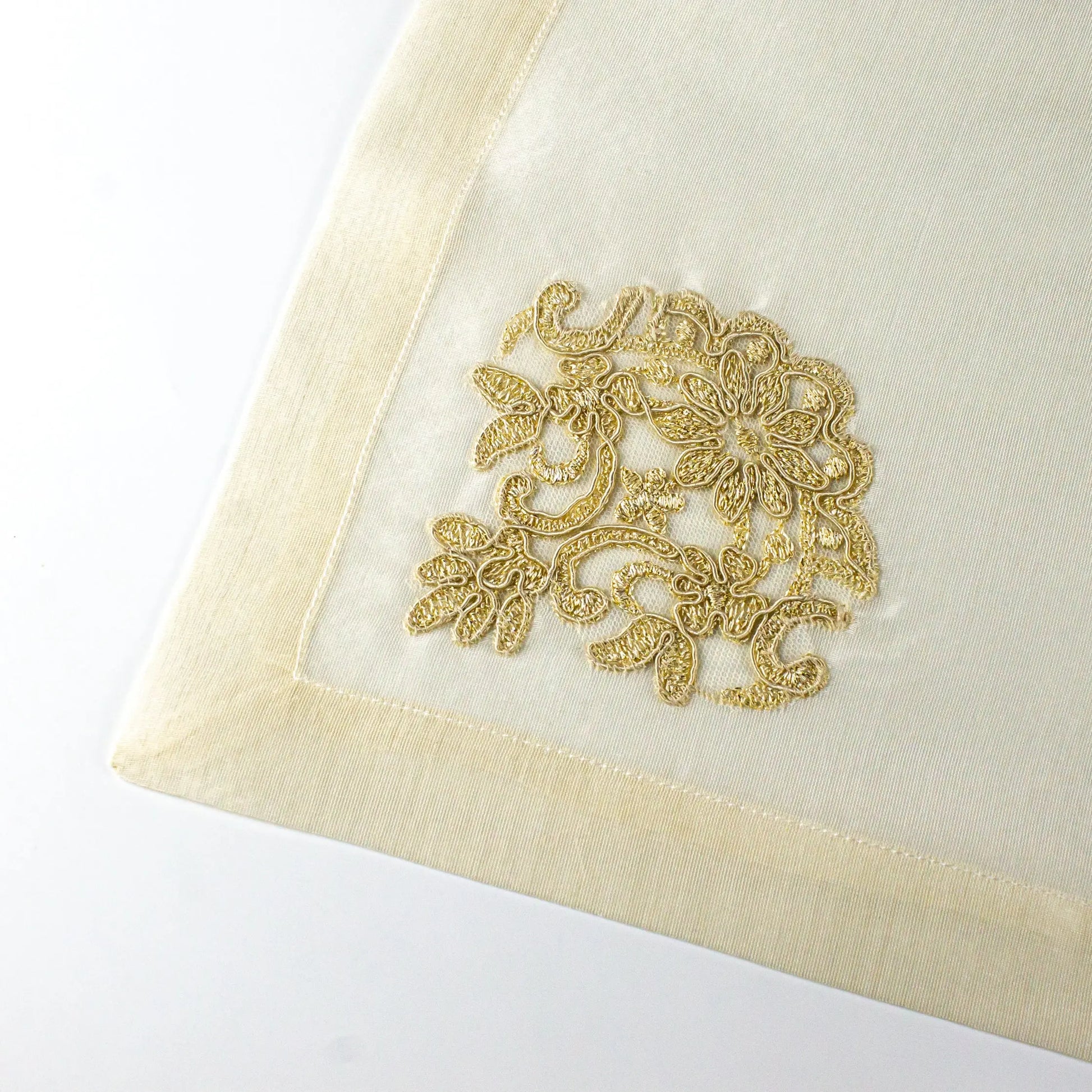 Silk Gold Napkin - Pieces SA