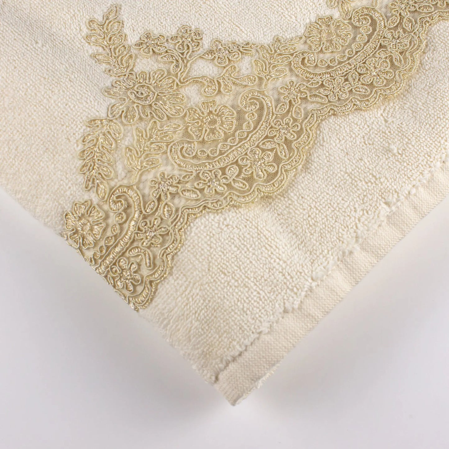 Bath Towel Cream Color Gold Lace - Pieces SA