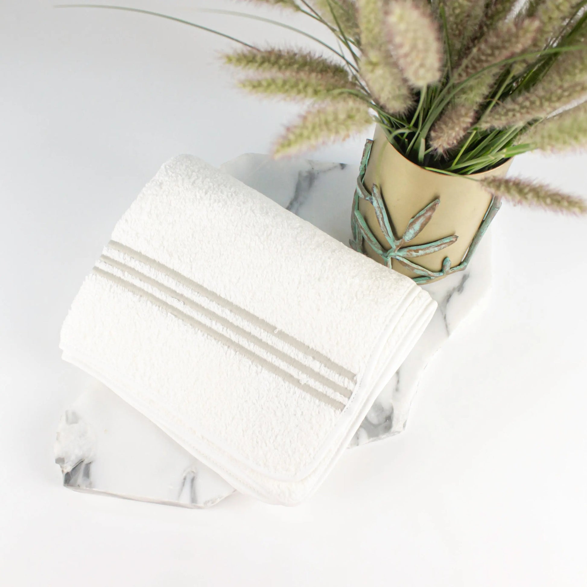 Guest Towel Bel Tempo Almond - Pieces SA