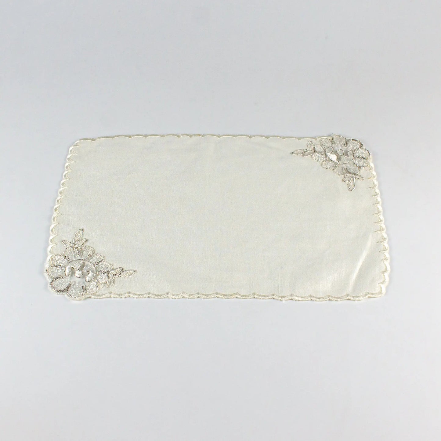 Linen Tray Cloth White Medium - Pieces SA