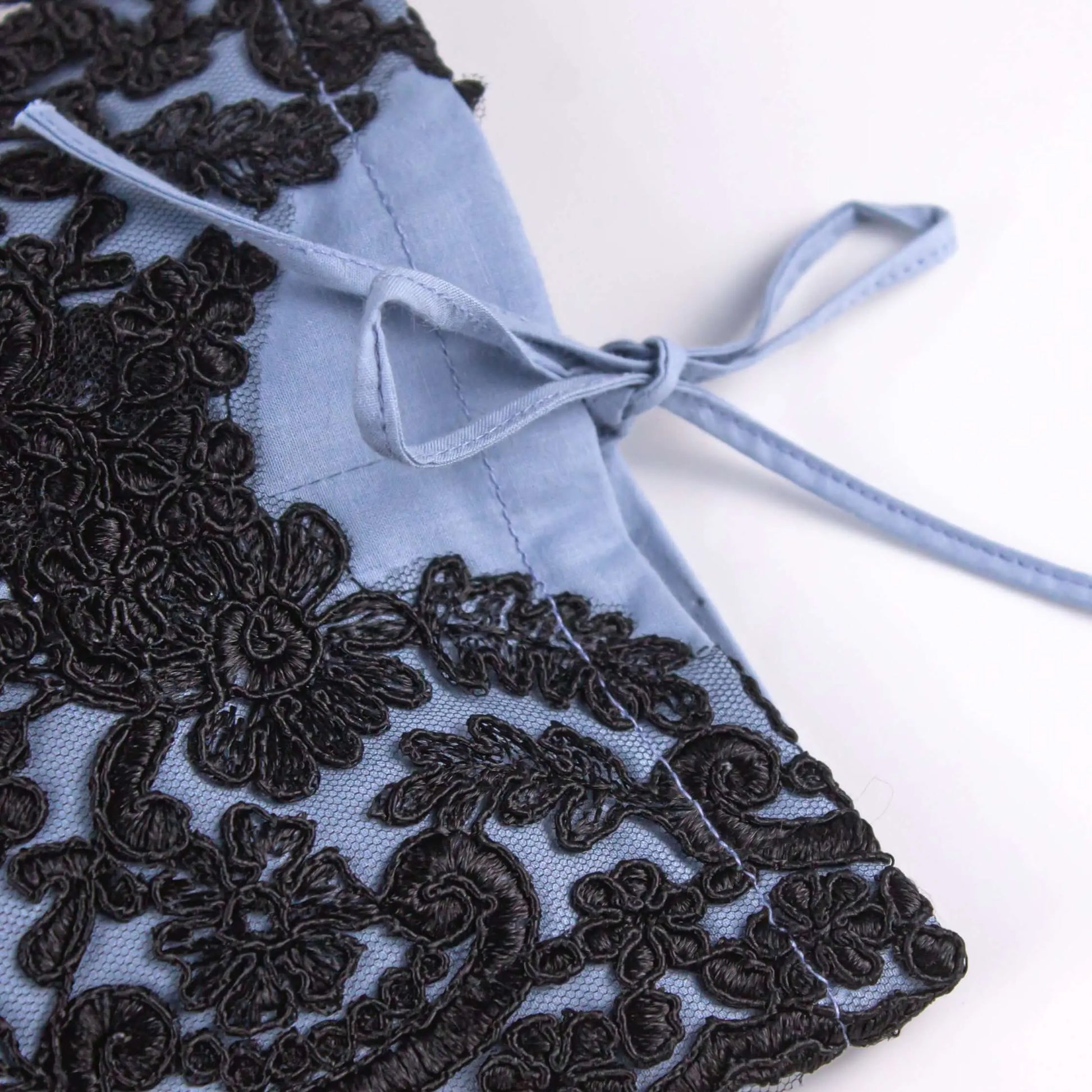 Soft Tissue Cover Blue with Black Lace - Pieces SA