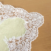 Load image into Gallery viewer, Lale Devri Green Table Runner
