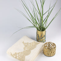 Load image into Gallery viewer, Hand Towel Cream with Gold Lace
