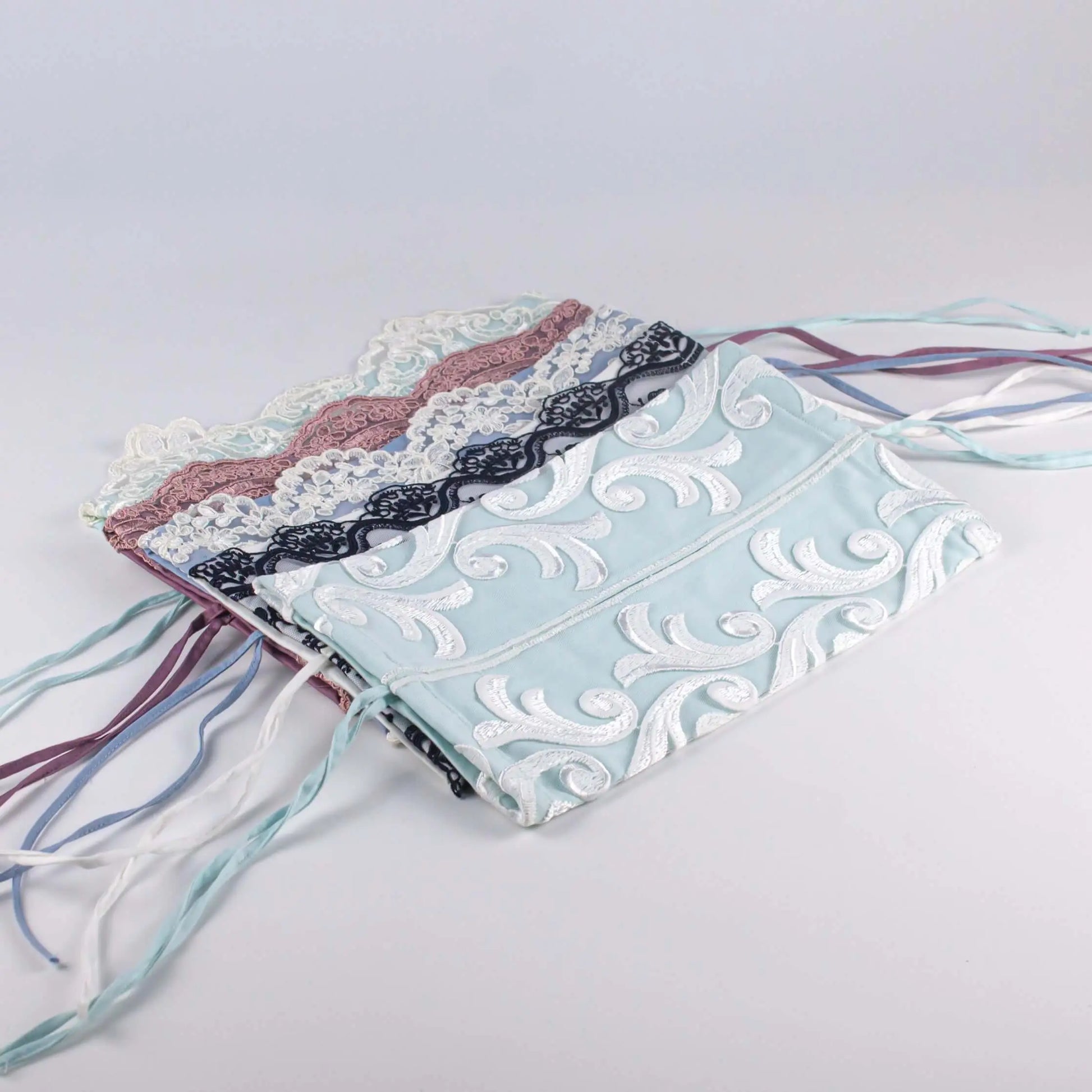 Soft Tissue Cover Turquoise with Silver Floral Lace - Pieces SA