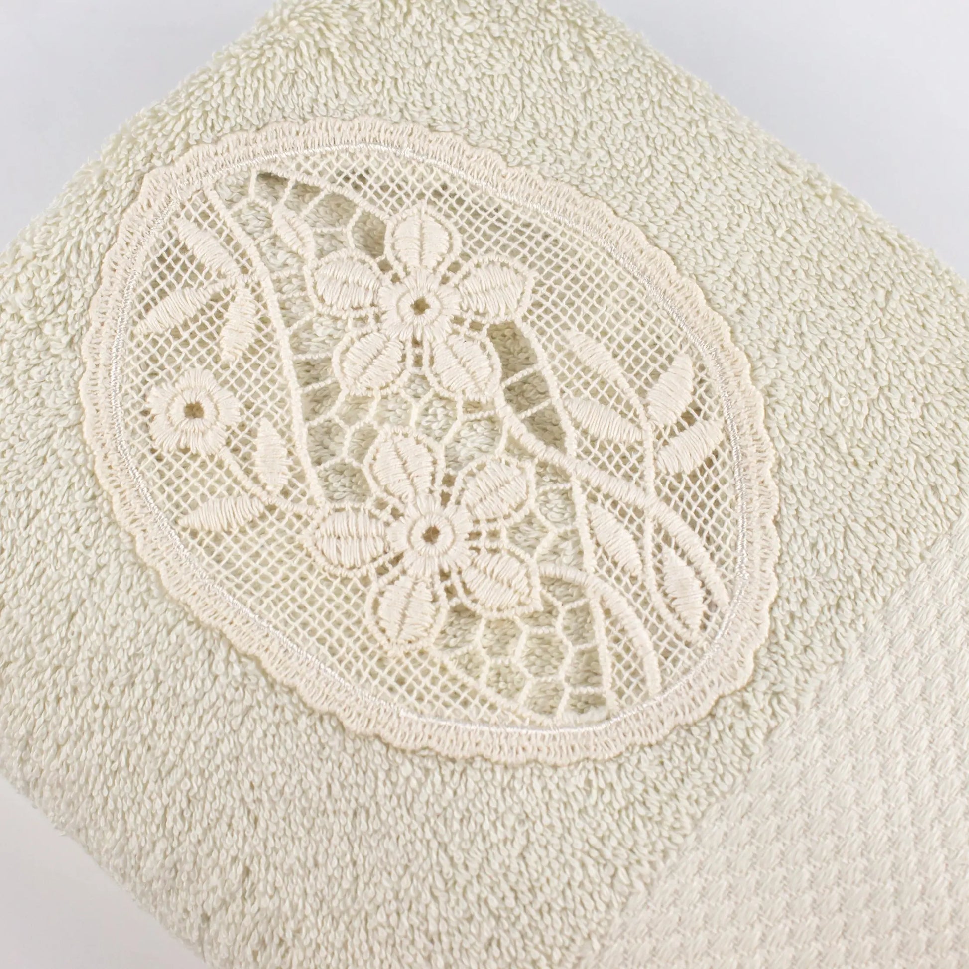 Damasque Ecru Hand Towel - Pieces SA