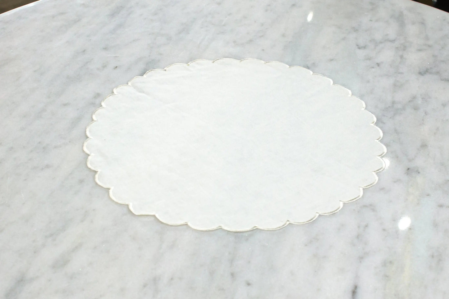 Linen Tray Cloth Round Small - Pieces SA