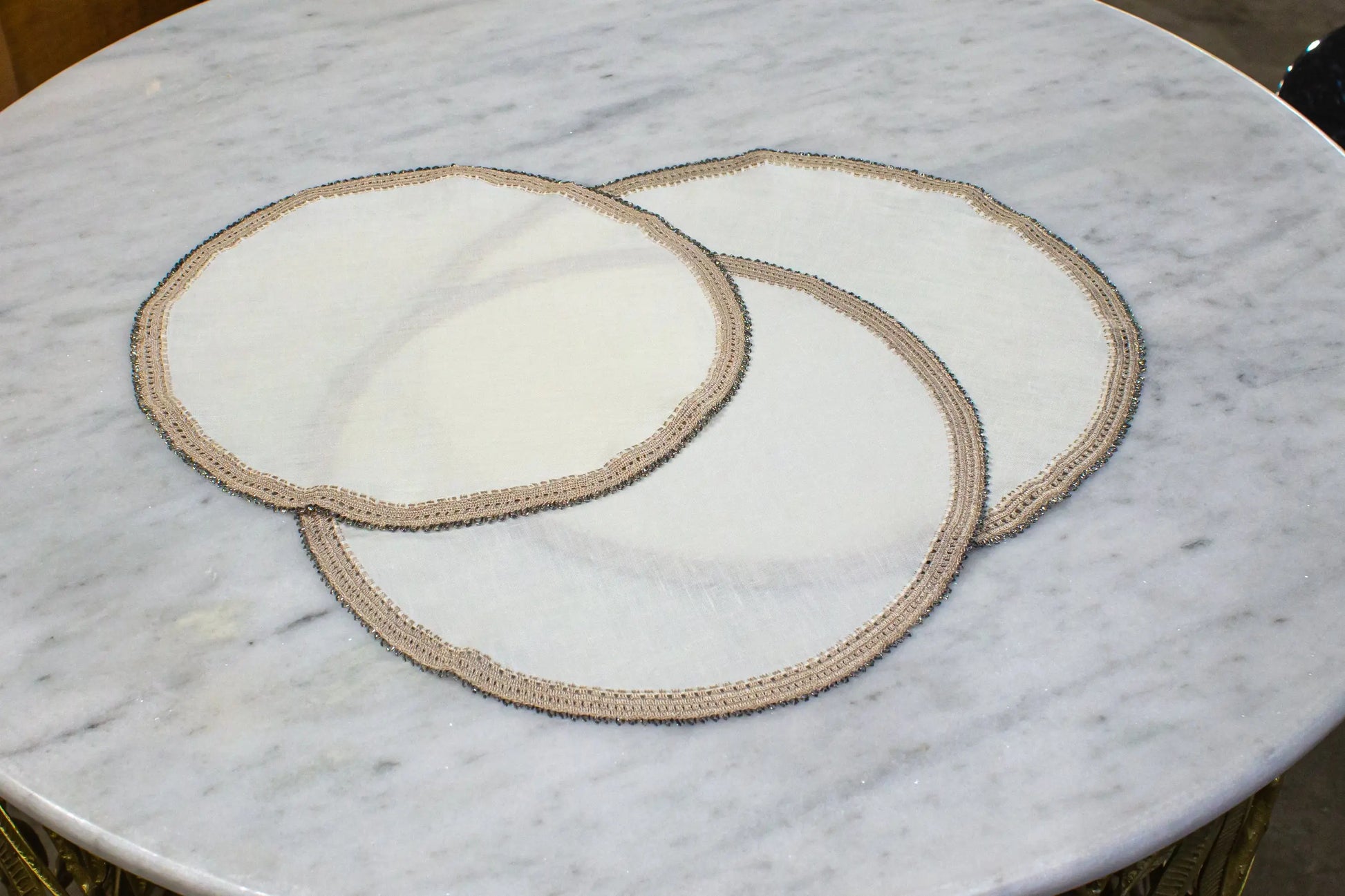 Crochet Tray Cloth Linen Round Medium - Pieces SA