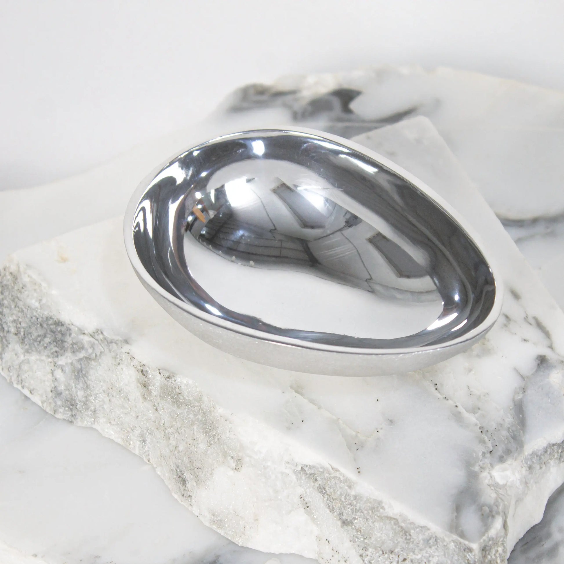 Bowl Egg Silver Matt Shiny Small Devi