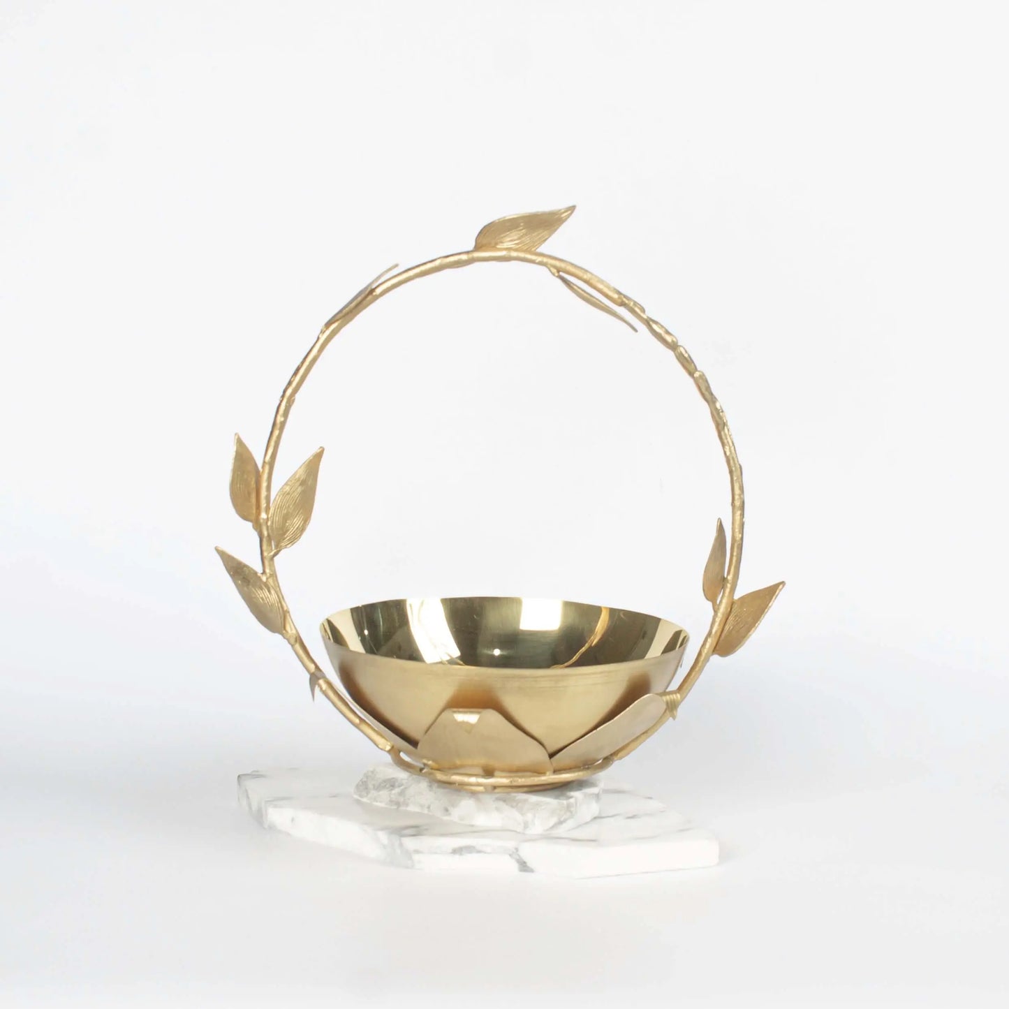 Lily Leaf Basket Kamil Corporation