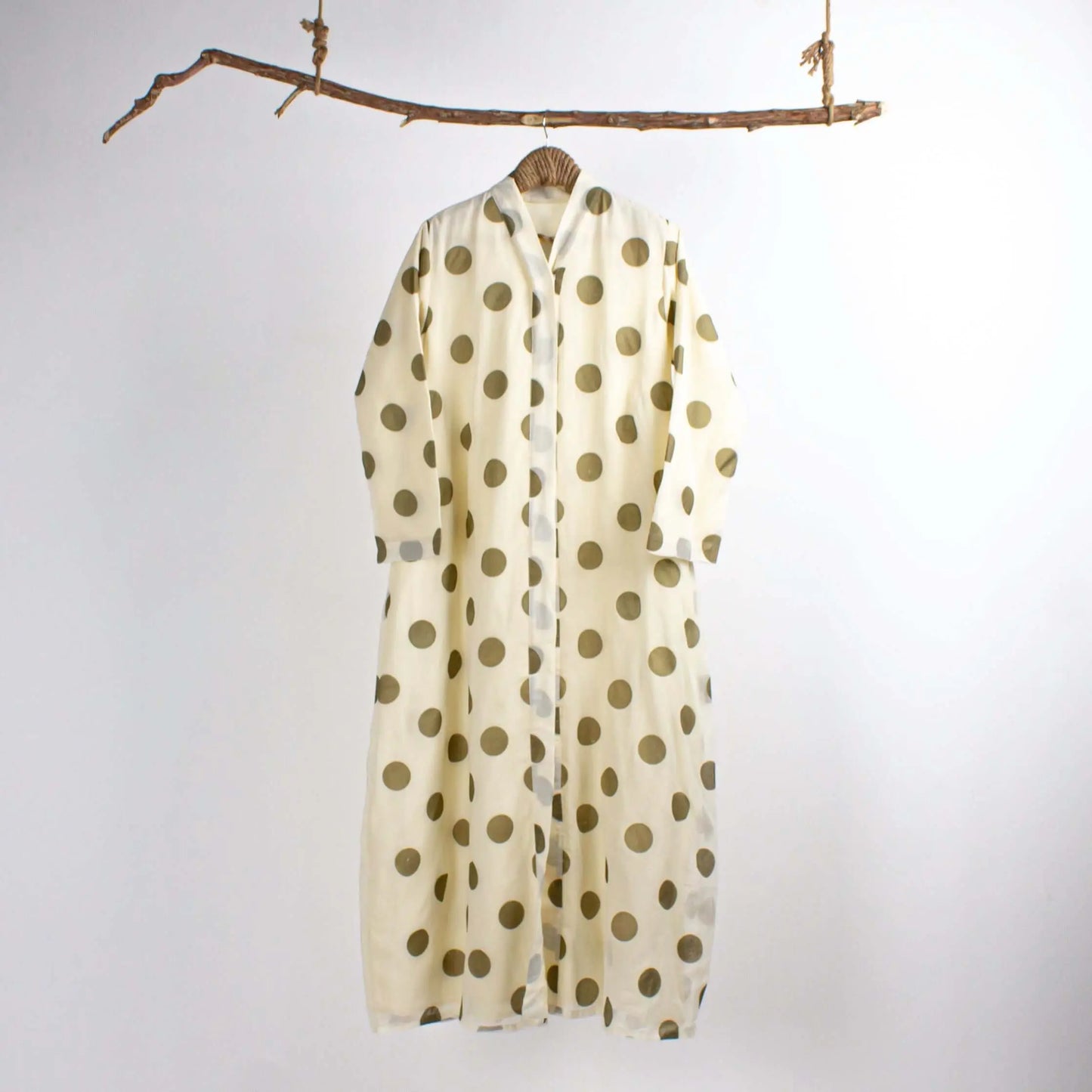 Robe Ivory with Gold Circles - Pieces SA