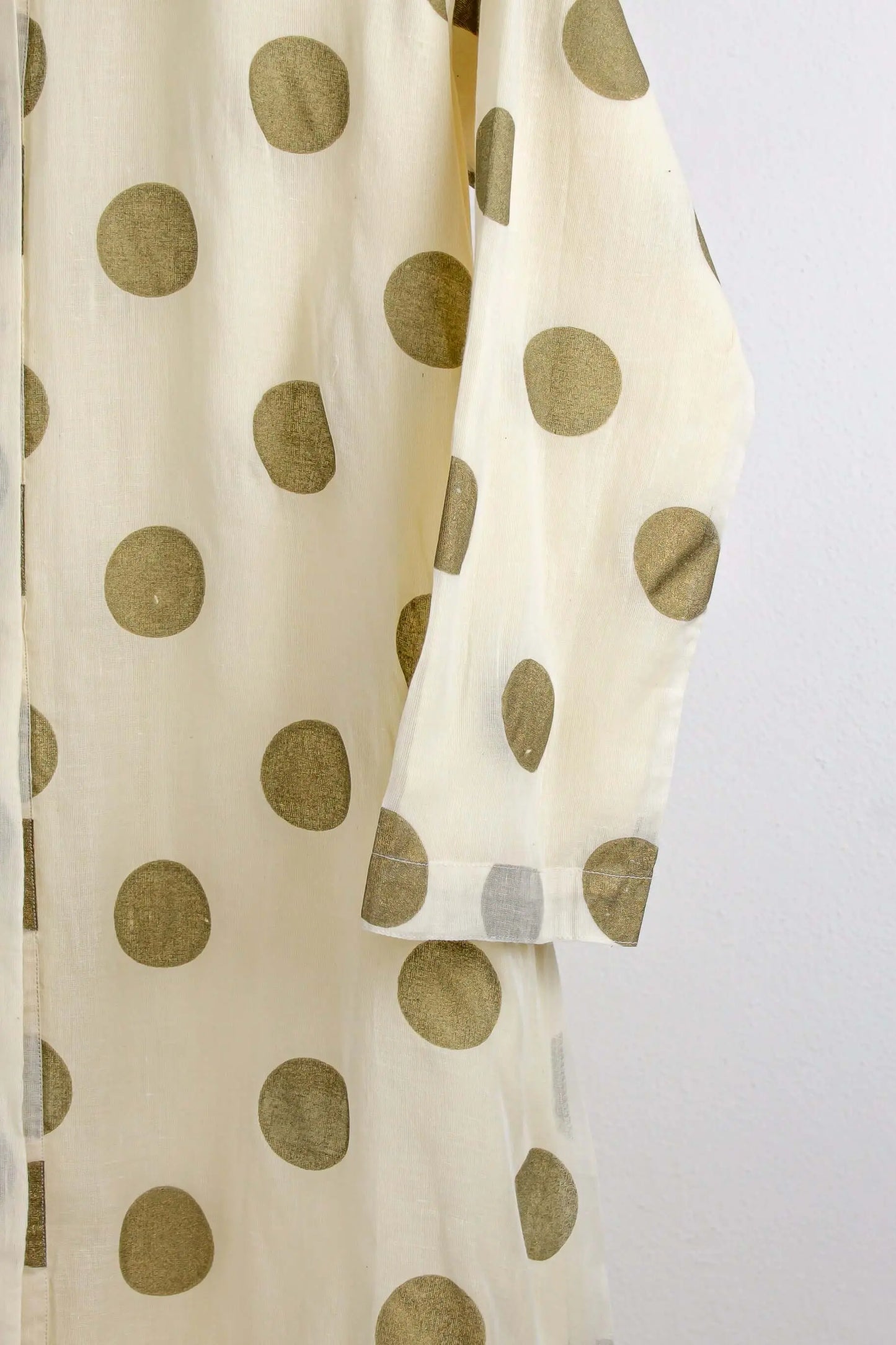 Robe Ivory with Gold Circles - Pieces SA