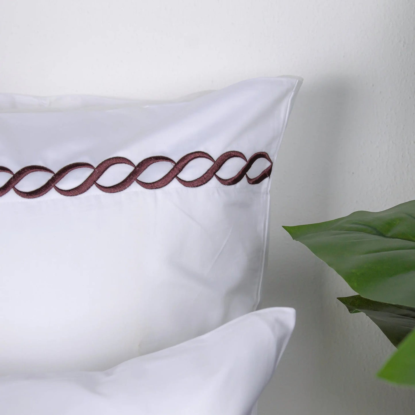 Kassatex Chocolate Twin Pillowcase Set - Pieces SA