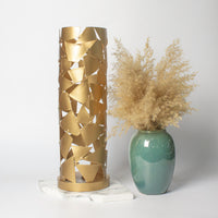 Load image into Gallery viewer, Table Lamp Abstract Cut Matt Gold
