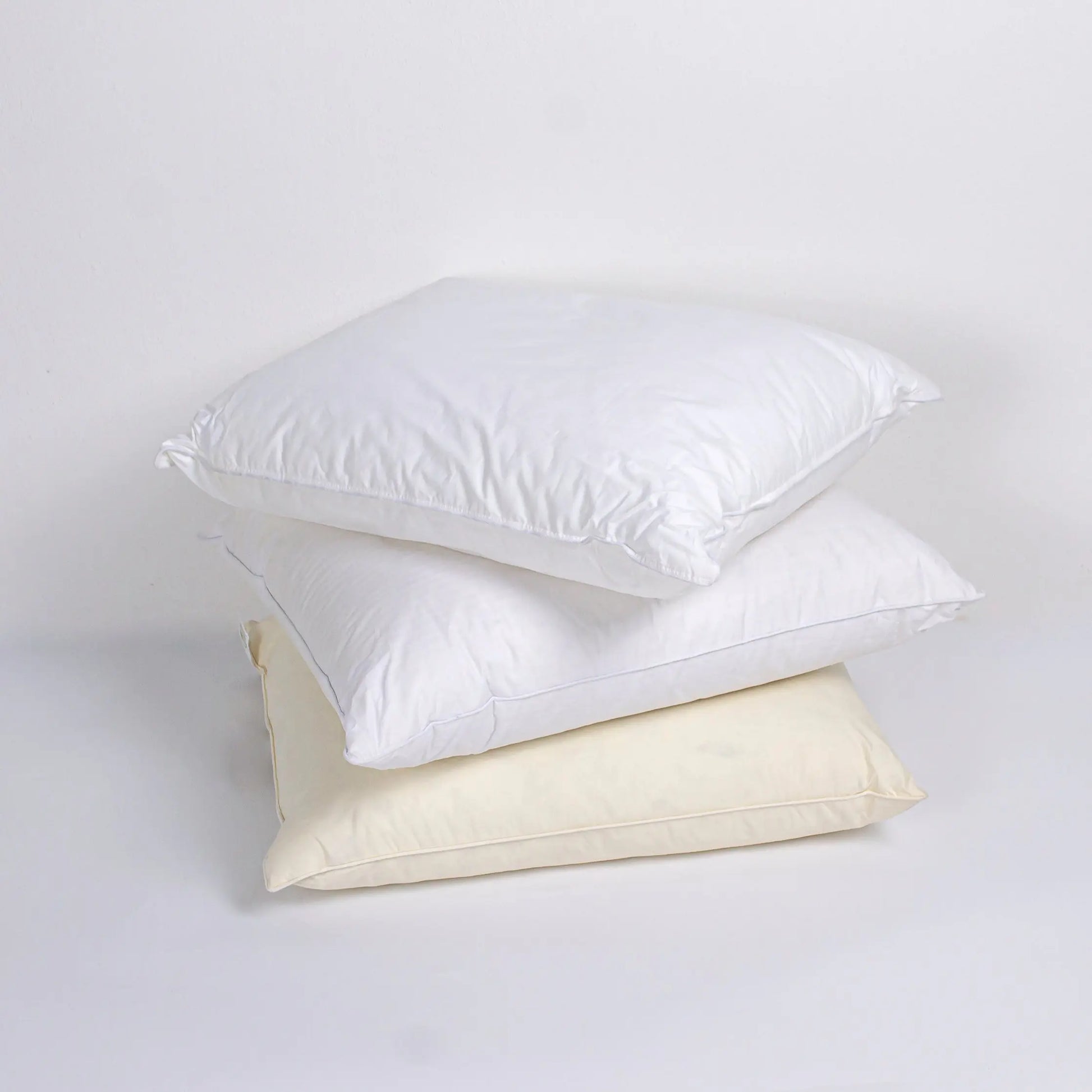 Plain Pillow White - Pieces SA