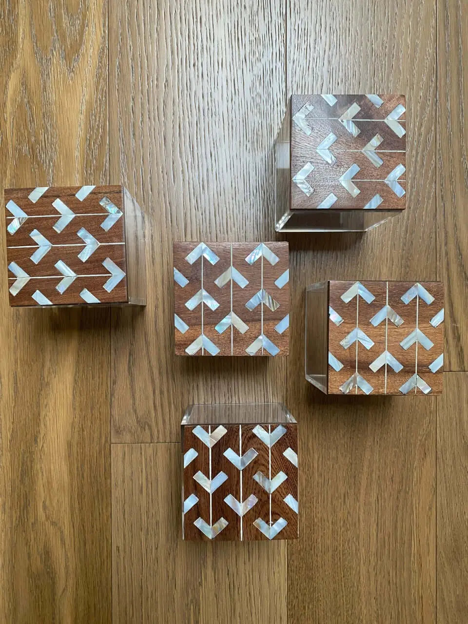 Square Plexi Box Sadaf Arrow Pattern - Pieces SA