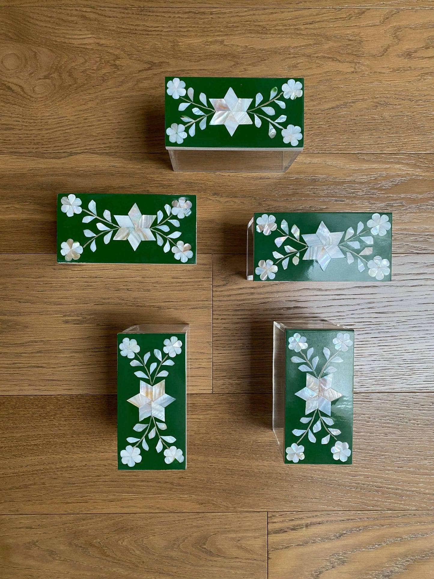 Rectangular Green Plexi Box Sadaf Floral Pattern - Pieces SA